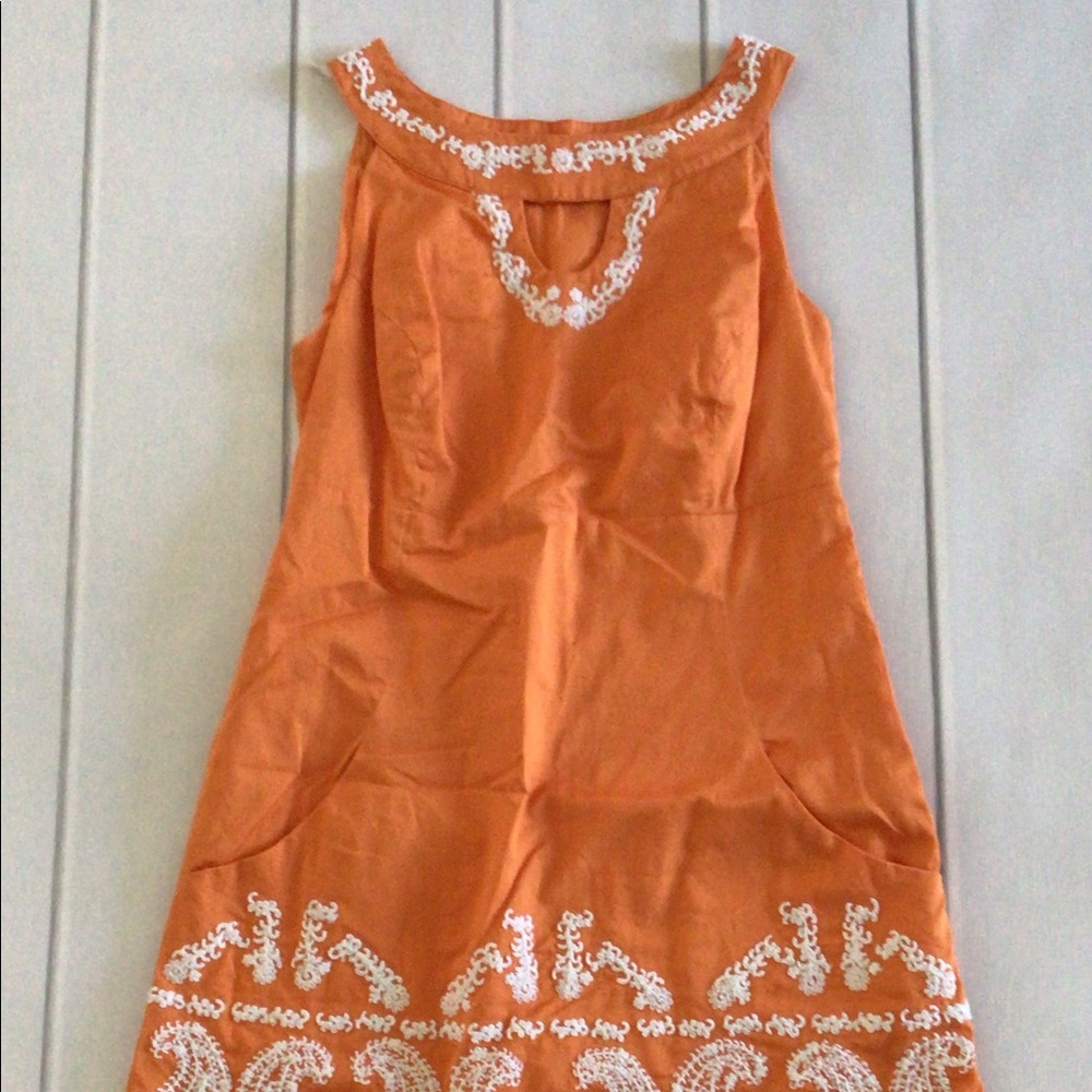 NWOT Lily Pulitzer Embroidered Dress